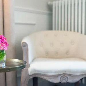 https://la-roche.lecce-hotels.com