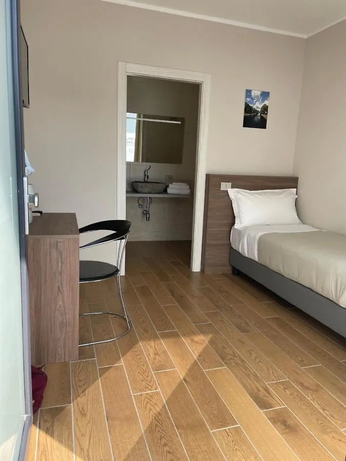 Villoresi Rooms Castano Primo 0*,